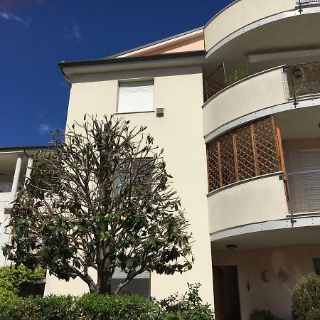La Casa Di Lory Apartman Falconara Marittima Kültér fotó