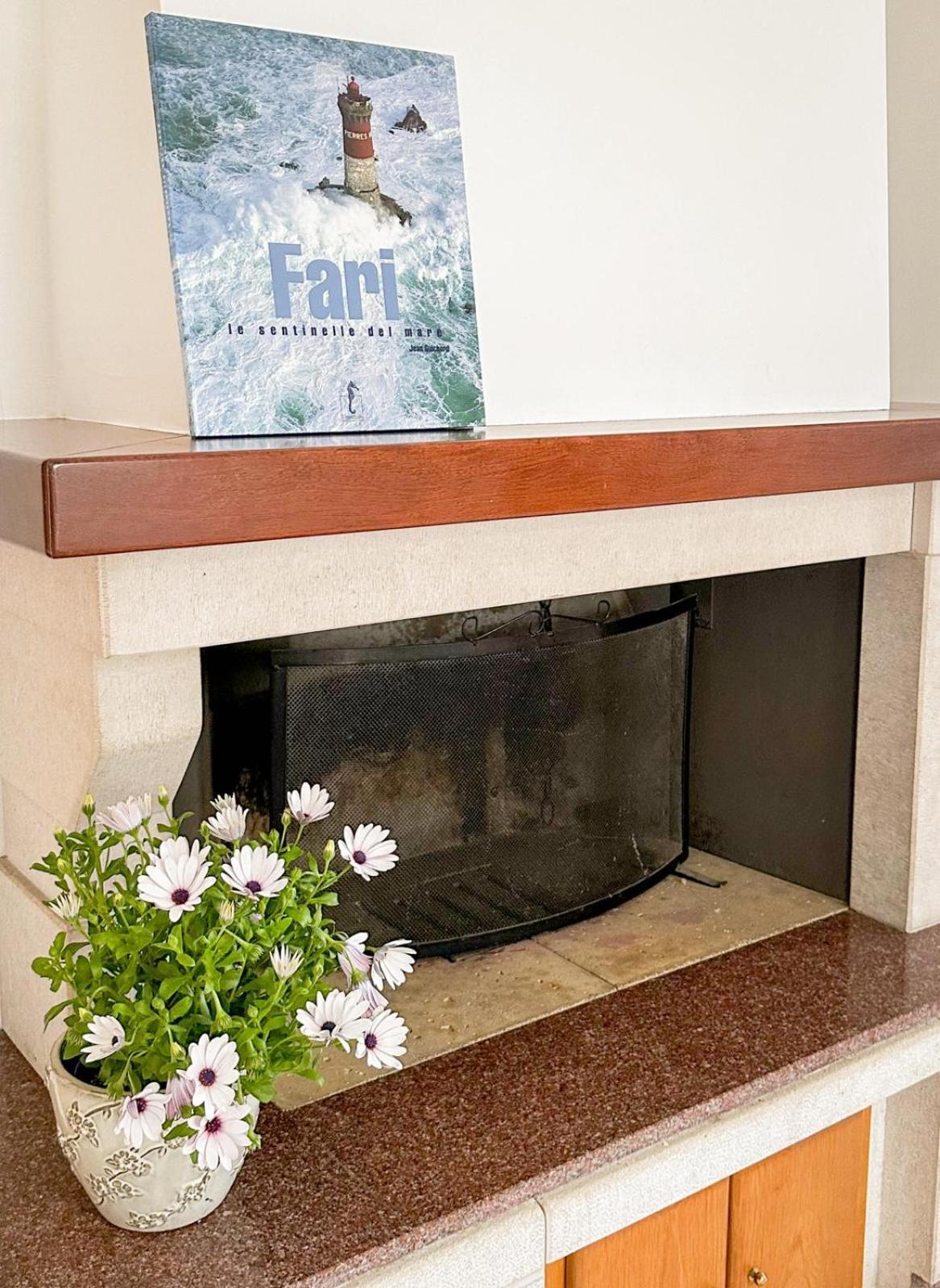 La Casa Di Lory Apartman Falconara Marittima Kültér fotó
