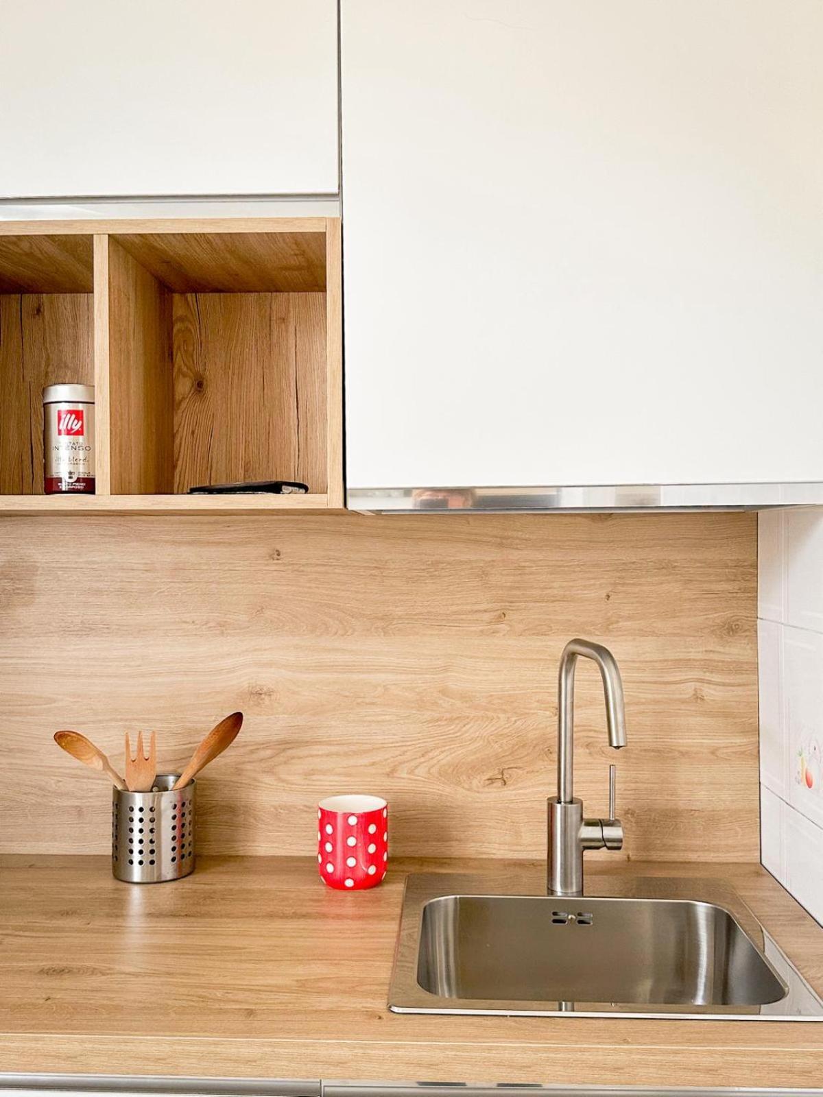 La Casa Di Lory Apartman Falconara Marittima Kültér fotó